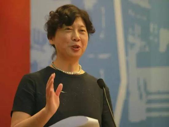 中国高等教育学会广播电视学与新媒体研究会会长、中国传媒大学新闻传播学部学部长、长江学者 高晓虹教授