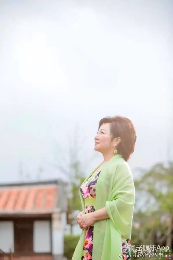 她曾是台湾一姐，却痛失女儿，白冰冰的一生何止是传奇！