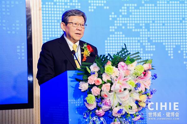   商务部原部长陈德铭